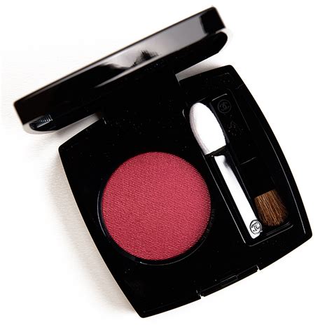 ombretto chanel desert rouge|Chanel ombre eyeshadow.